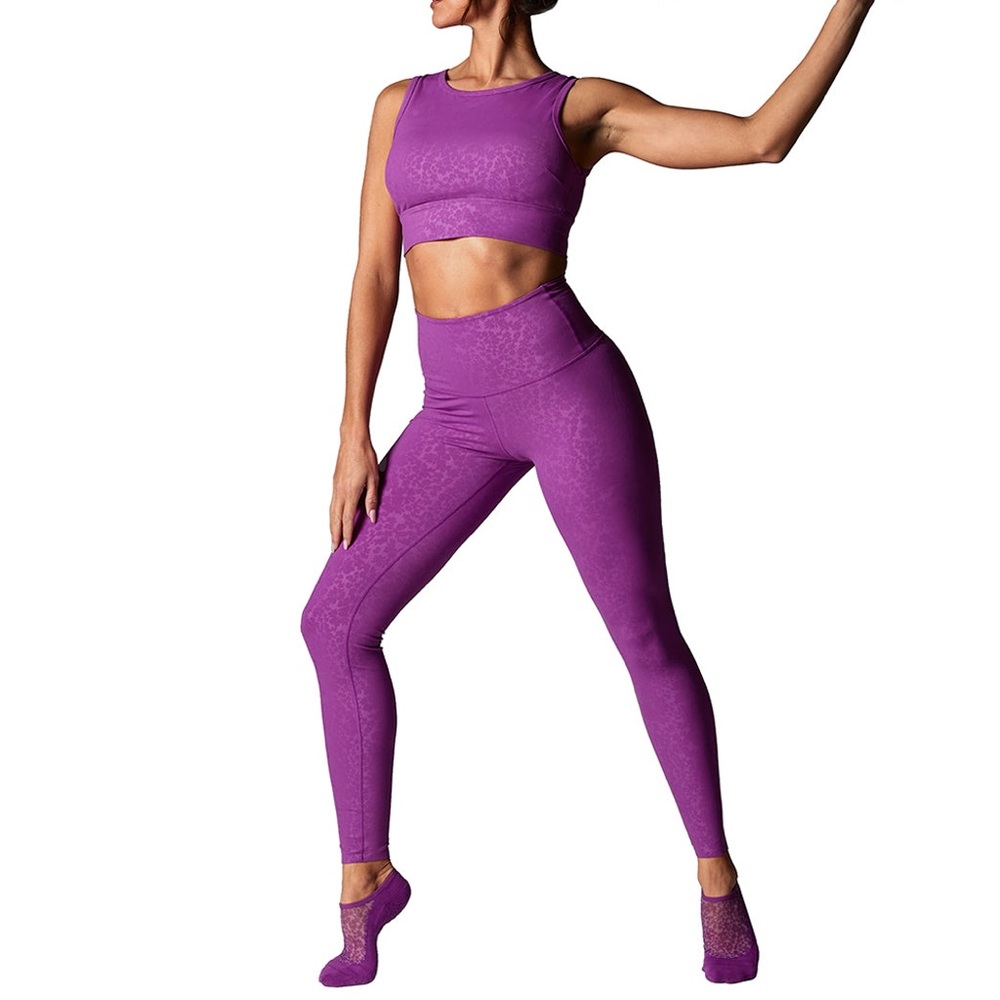 Tavi set of violet leggings, bra and socks